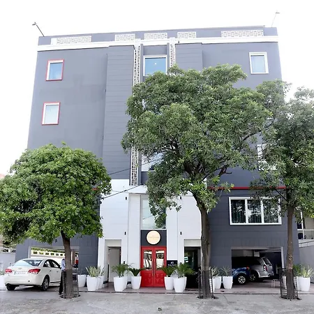 Oyo Townhouse 015 Lajpat Nagar-3